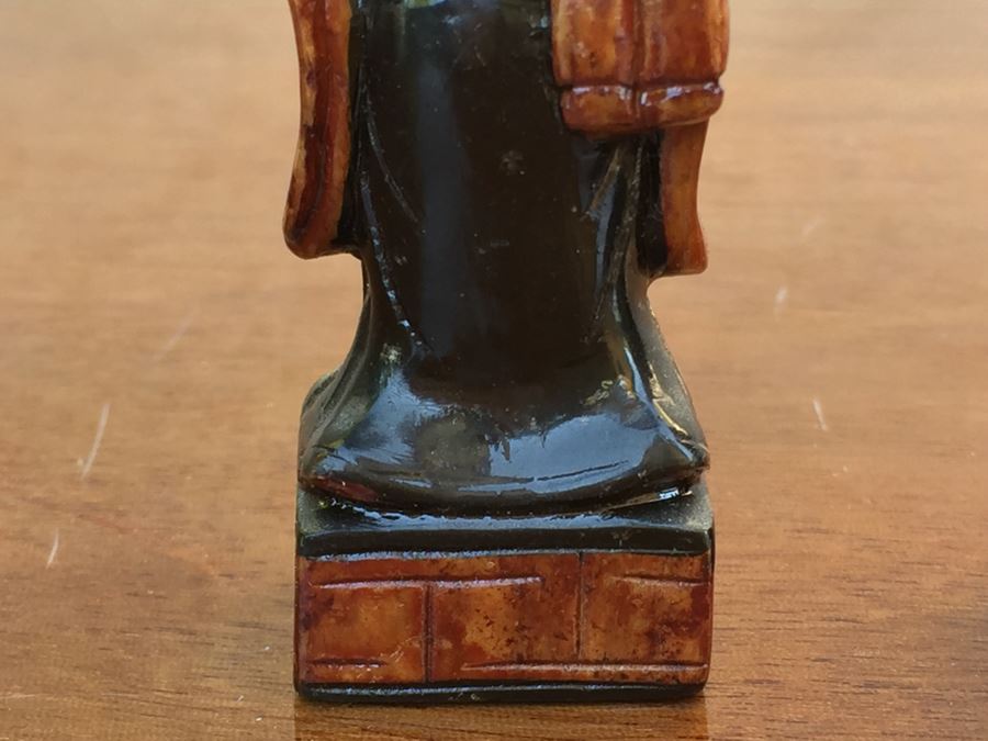 JUST ADDED - 3 Small Chinese Figurines [Photo 11]