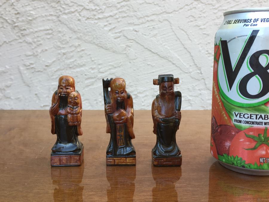 JUST ADDED - 3 Small Chinese Figurines [Photo 4]