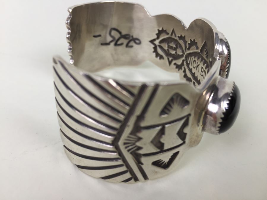 Nick Bill Sterling Silver Navajo Cuff Bracelet Glossy Black Onyx 3 Stone 66.8g [Photo 2]