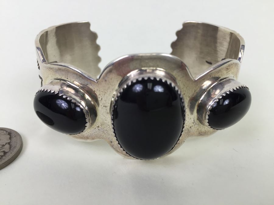 Nick Bill Sterling Silver Navajo Cuff Bracelet Glossy Black Onyx 3 Stone 66.8g [Photo 1]