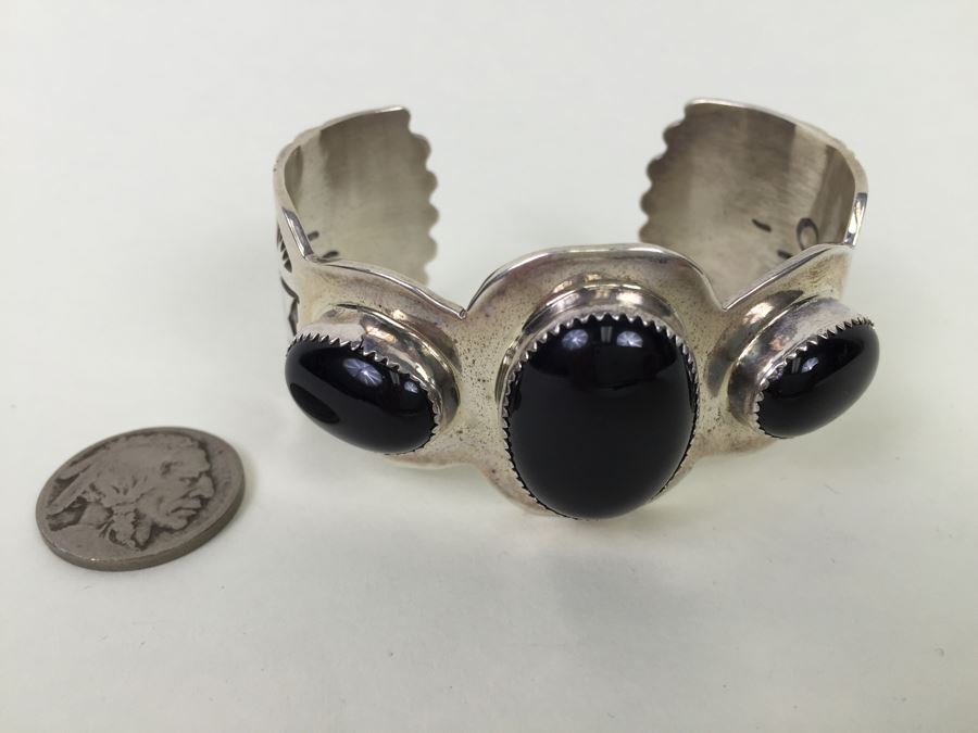 Nick Bill Sterling Silver Navajo Cuff Bracelet Glossy Black Onyx 3 Stone 66.8g [Photo 4]