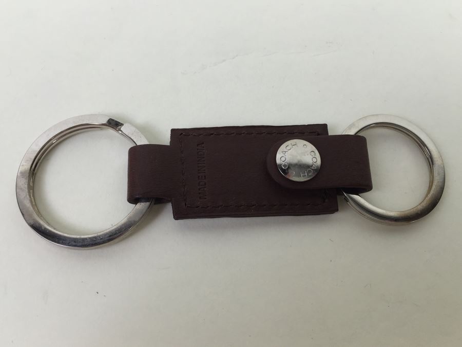 COACH Leather Keychain [Photo 3]