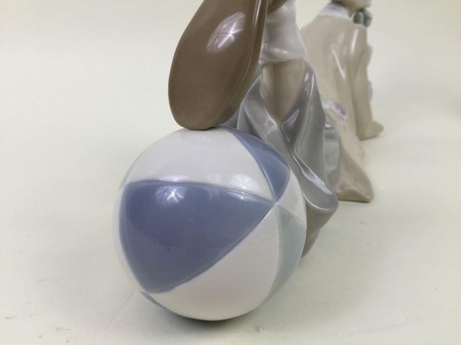 Lladro Figurine 'Clown' Lying Down 4618 Salvador Furio Retails For $570 [Photo 7]