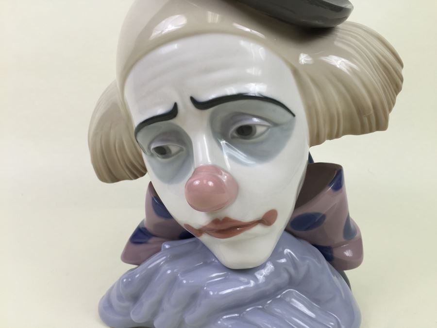 Retired Lladro Clown Bust 5130 Estimate $400 [Photo 2]