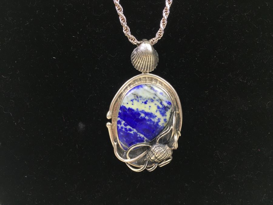 Large Sterling Silver Shell Motif Pendant With Large Blue And White Stone Plus Chunky Sterling Silver Chain 45.6g [Photo 2]