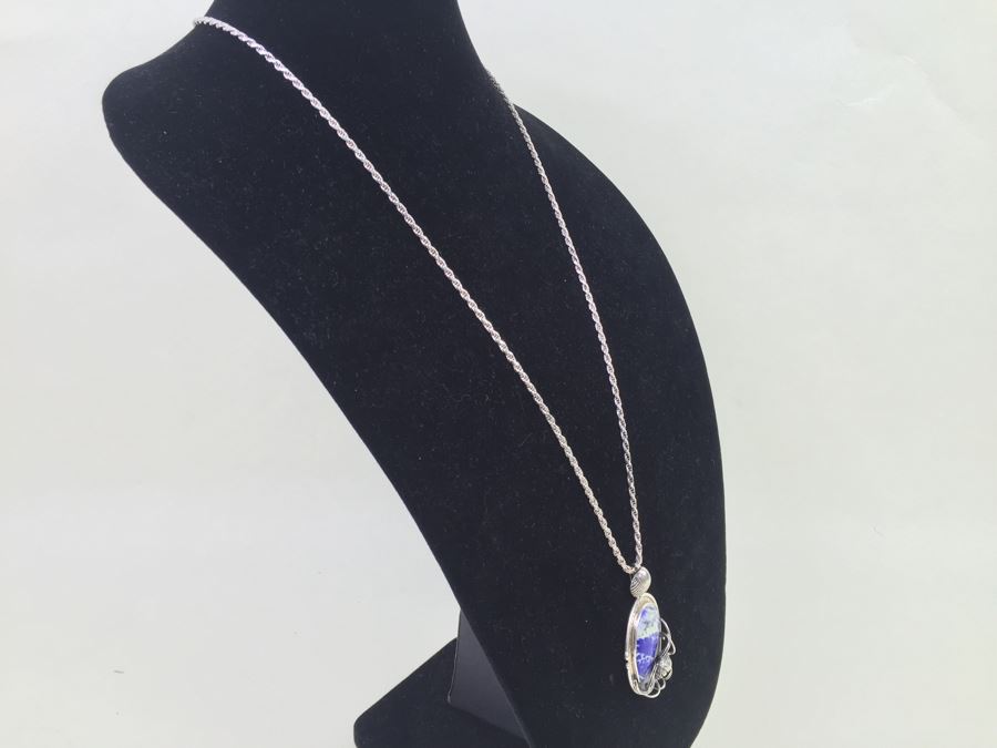 Large Sterling Silver Shell Motif Pendant With Large Blue And White Stone Plus Chunky Sterling Silver Chain 45.6g [Photo 8]