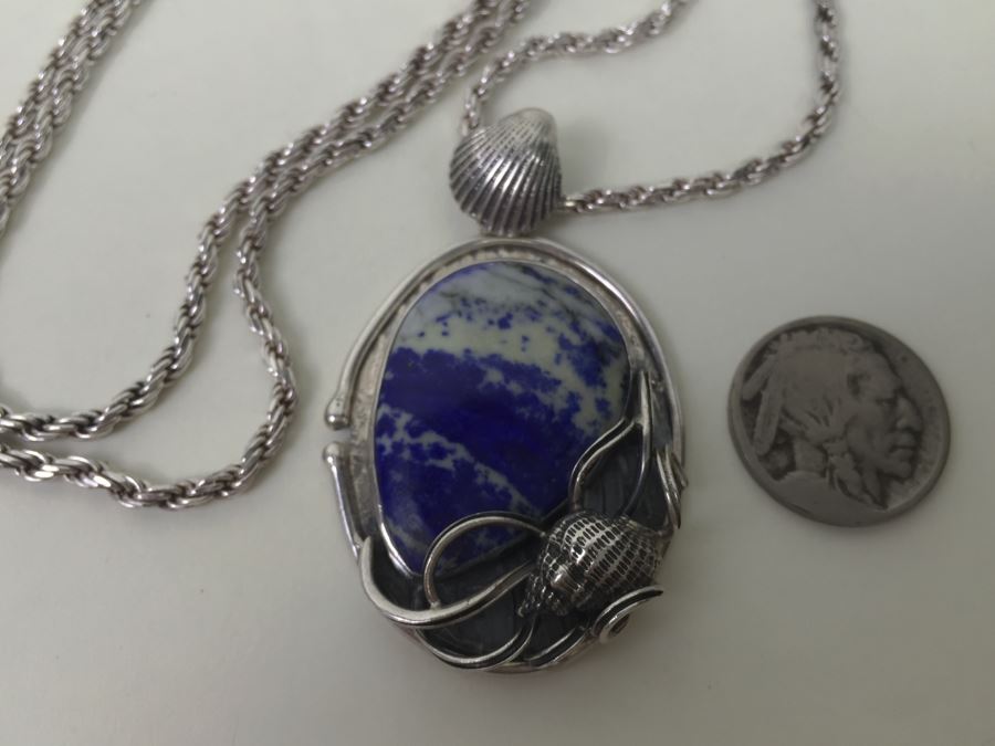 Large Sterling Silver Shell Motif Pendant With Large Blue And White Stone Plus Chunky Sterling Silver Chain 45.6g [Photo 11]