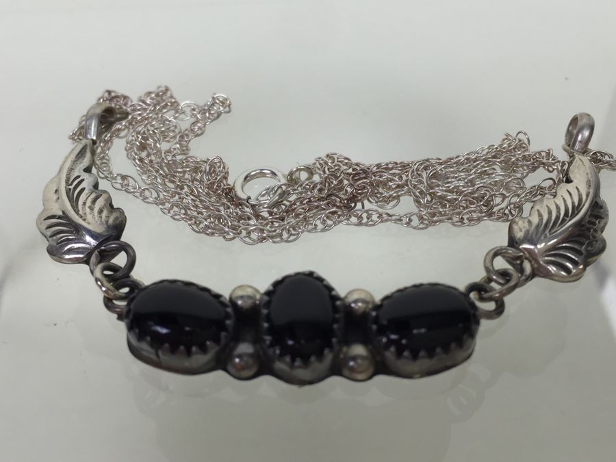 Sterling Silver And Black Onyx Necklace 6.4g Signed RB Sterling - *JUST ADDED* [Photo 2]