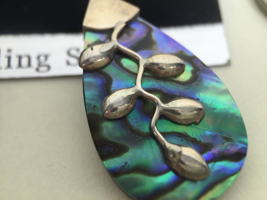 Sterling Silver Mother Of Pearl Earrings Shemoni Jewelry 4.6g New With Tags *JUST ADDED* [Photo 7]