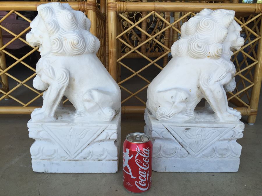 Hand Carved White Stone Foo Dogs [Photo 3]
