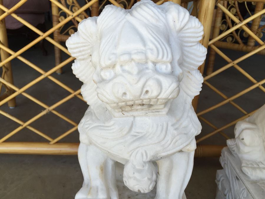 Hand Carved White Stone Foo Dogs [Photo 4]