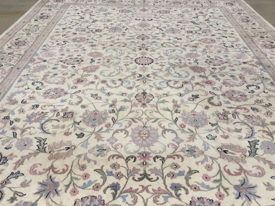 LARGE 18.5' x 14' Wool Area Rug Floral Motif With Light Neutral Tones [Photo 10]