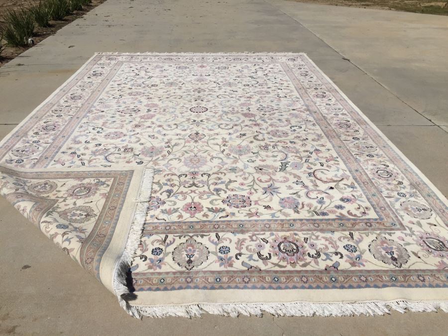 LARGE 18.5' x 14' Wool Area Rug Floral Motif With Light Neutral Tones [Photo 2]