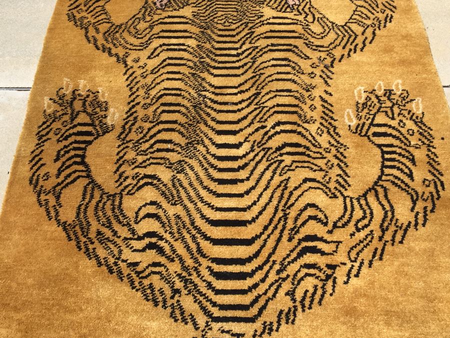 Hand Knotted Wool Tiger Rug 7' X 4.5' [Photo 9]