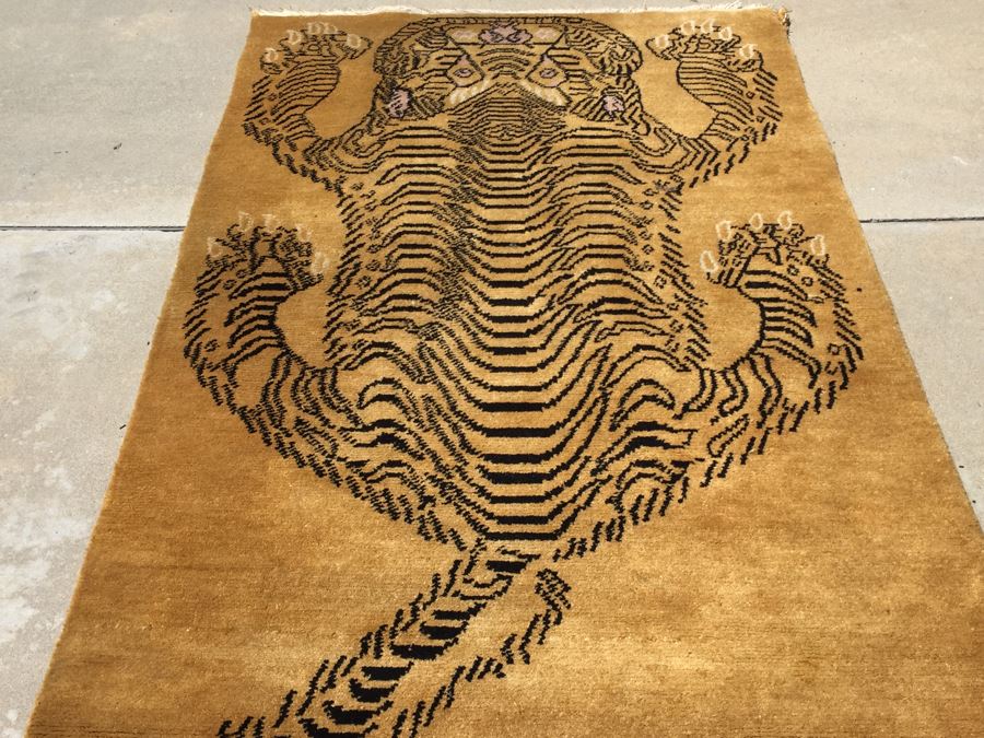 Hand Knotted Wool Tiger Rug 7' X 4.5' [Photo 8]