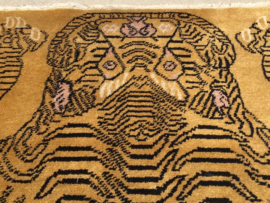 Hand Knotted Wool Tiger Rug 7' X 4.5' [Photo 11]