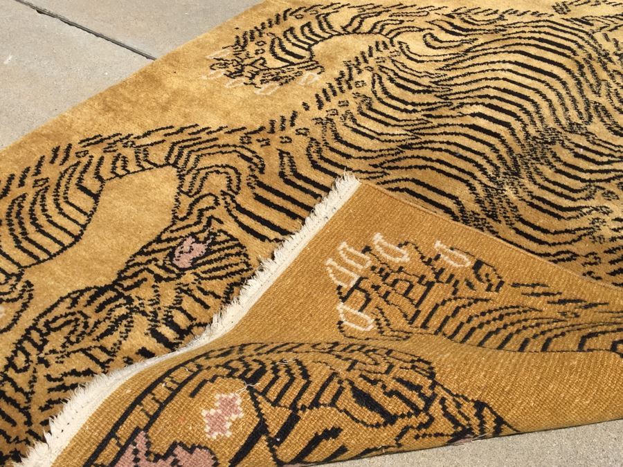 Hand Knotted Wool Tiger Rug 7' X 4.5' [Photo 19]