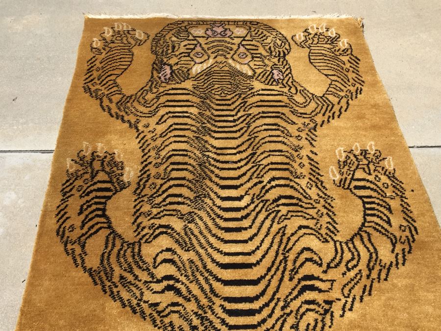 Hand Knotted Wool Tiger Rug 7' X 4.5' [Photo 7]