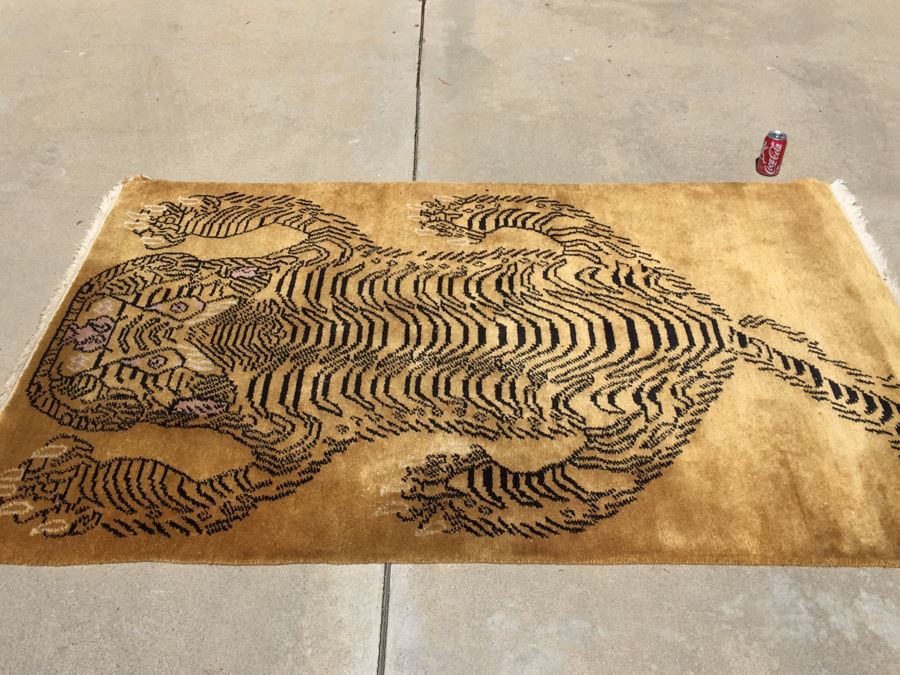 Hand Knotted Wool Tiger Rug 7' X 4.5' [Photo 2]
