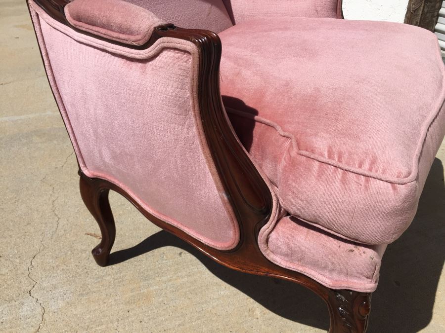 Nice Vintage Upholstered Armchair - Needs To Be Reupholstered [Photo 19]