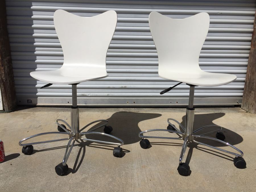 Pair Of West Elm Modernist Scoop-Back White Chairs With Chrome Base And Casters [Photo 1]