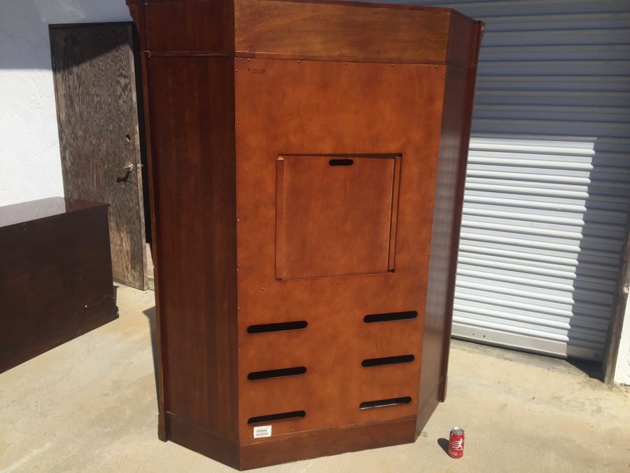 Ethan Allen Armoire Entertainment Unit Wooden Cabinet [Photo 17]
