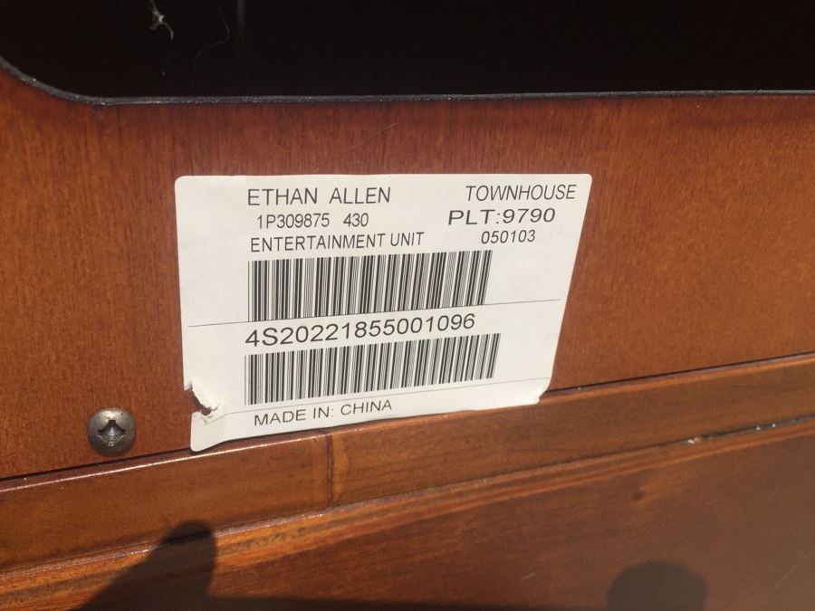 Ethan Allen Armoire Entertainment Unit Wooden Cabinet [Photo 18]