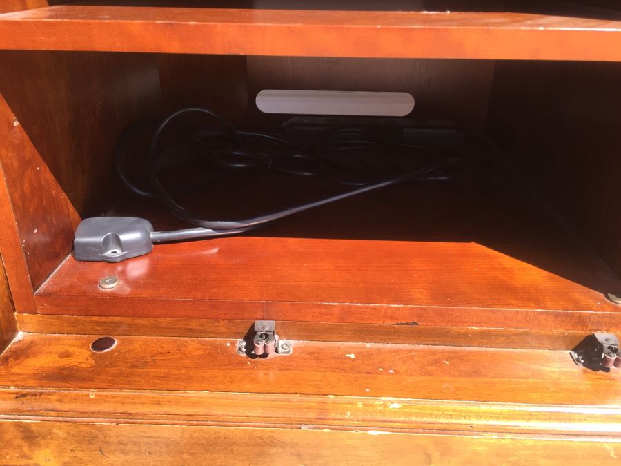 Ethan Allen Armoire Entertainment Unit Wooden Cabinet [Photo 15]