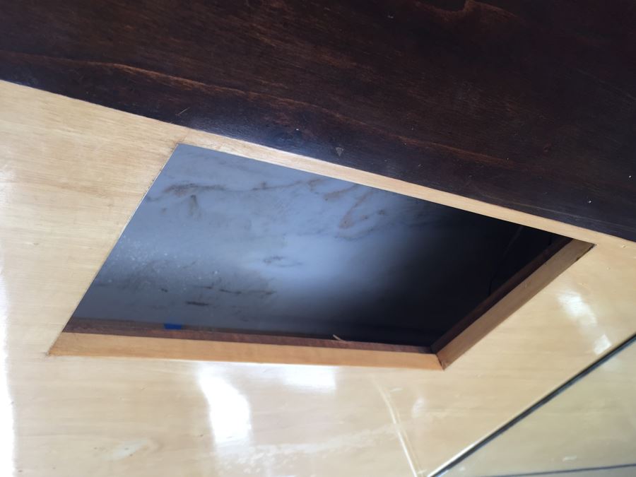 Mirrored Curio Cabinet With Detailed Wood Carving And Marble Top [Photo 26]