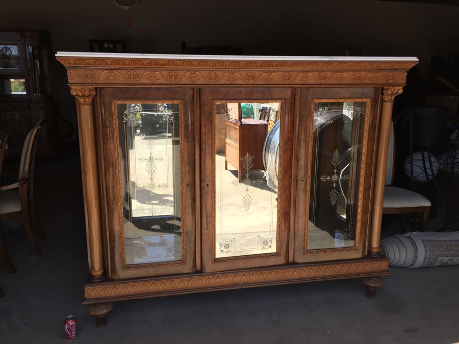 Mirrored Curio Cabinet With Detailed Wood Carving And Marble Top [Photo 4]
