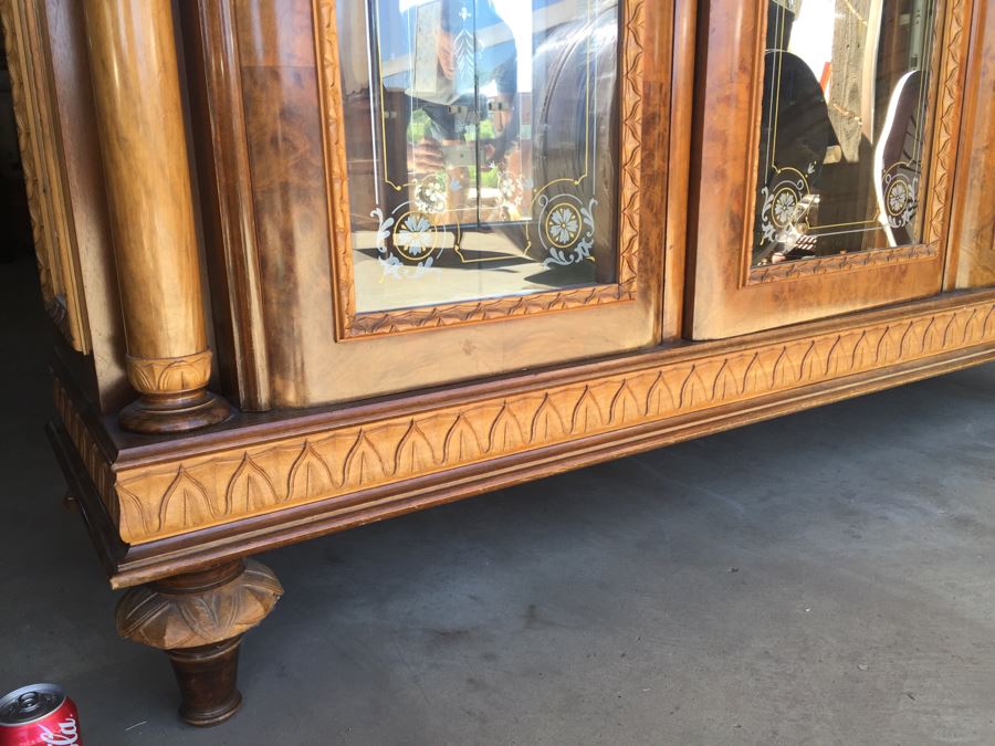 Mirrored Curio Cabinet With Detailed Wood Carving And Marble Top [Photo 9]