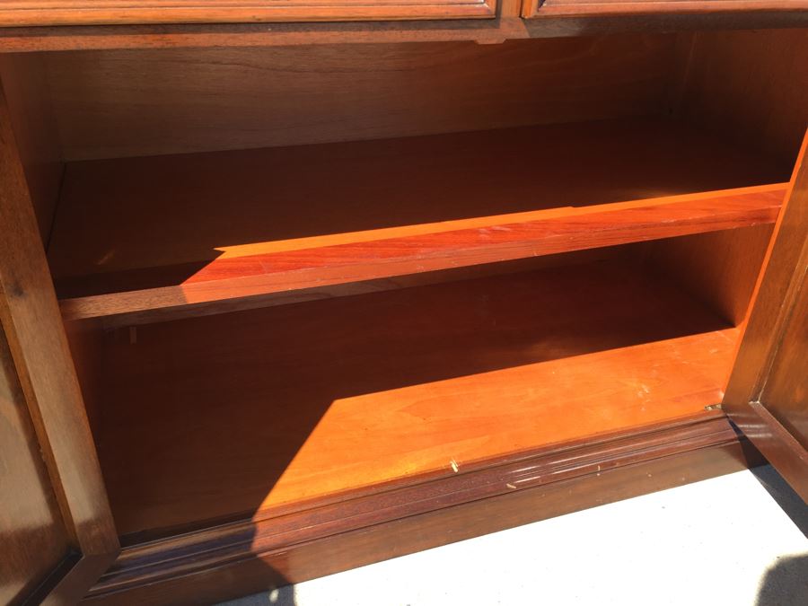 Galerias Chippendale China Cabinet Buffet With Hutch [Photo 16]