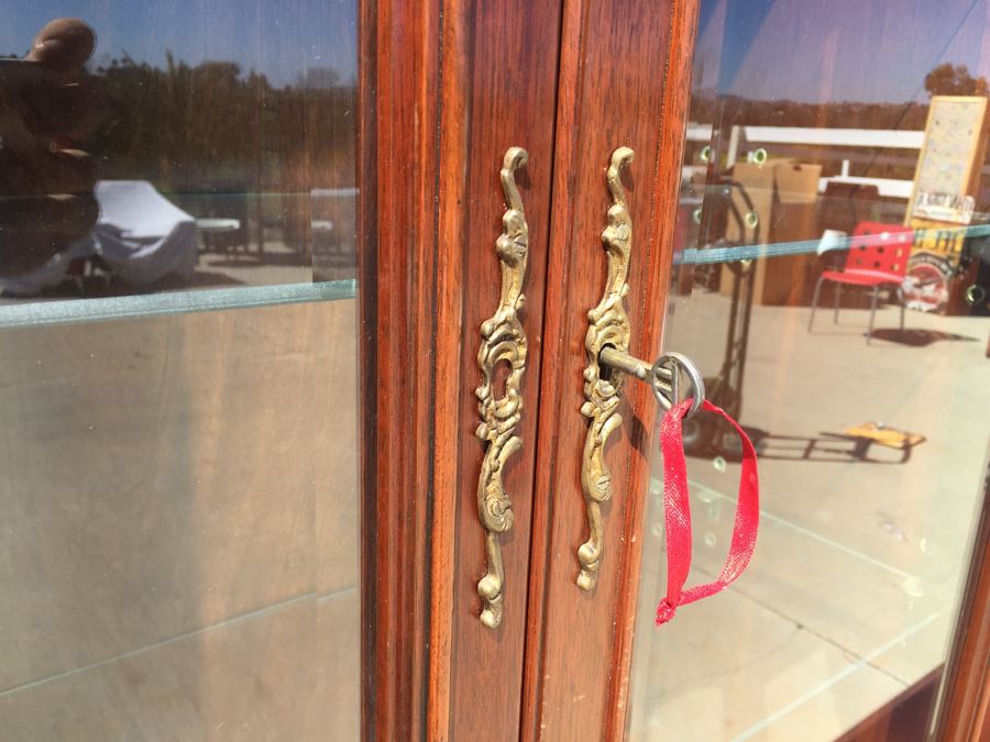 Galerias Chippendale China Cabinet Buffet With Hutch [Photo 8]