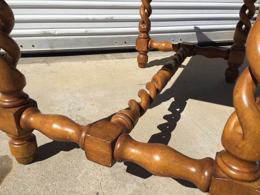 Barley Twist Table [Photo 7]