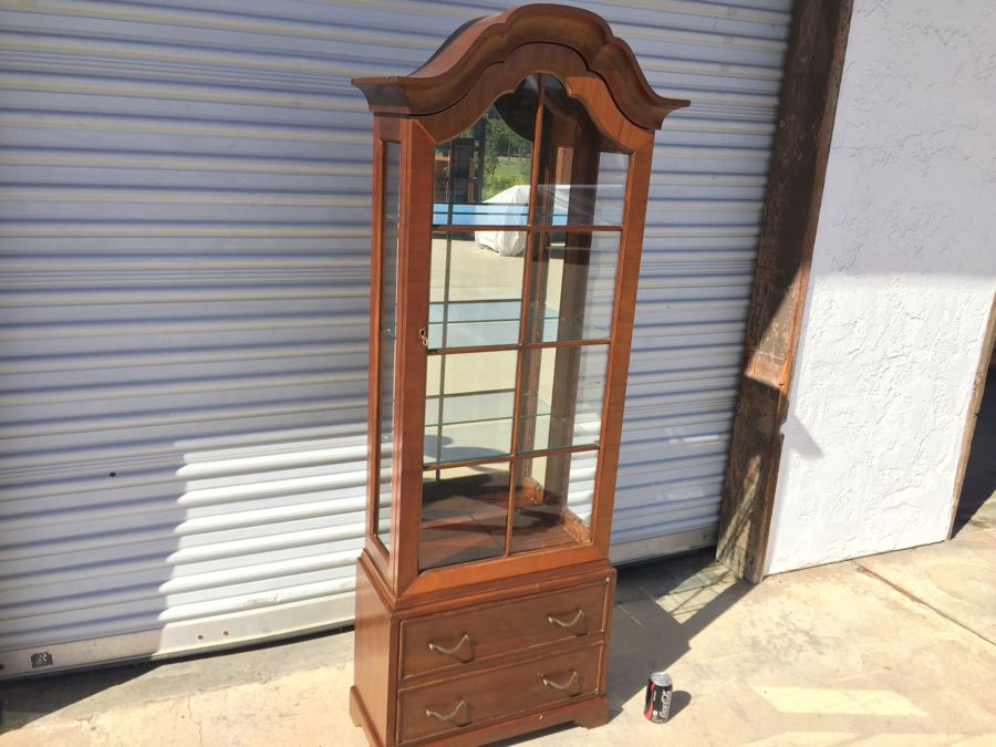 Curio Cabinet With 2 Drawers - Mirrored Back And Glass Shelves [Photo 5]