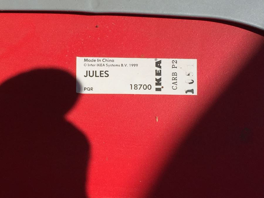 Set Of 6 Red IKEA JULES Chairs With Casters