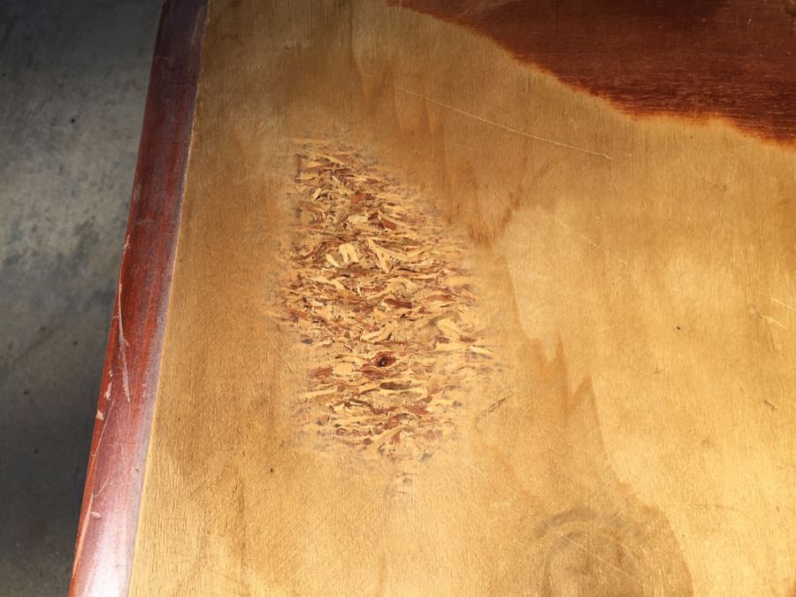 LANE Cedar Chest - Top Has Been Repaired - Great Paint Candidate [Photo 15]