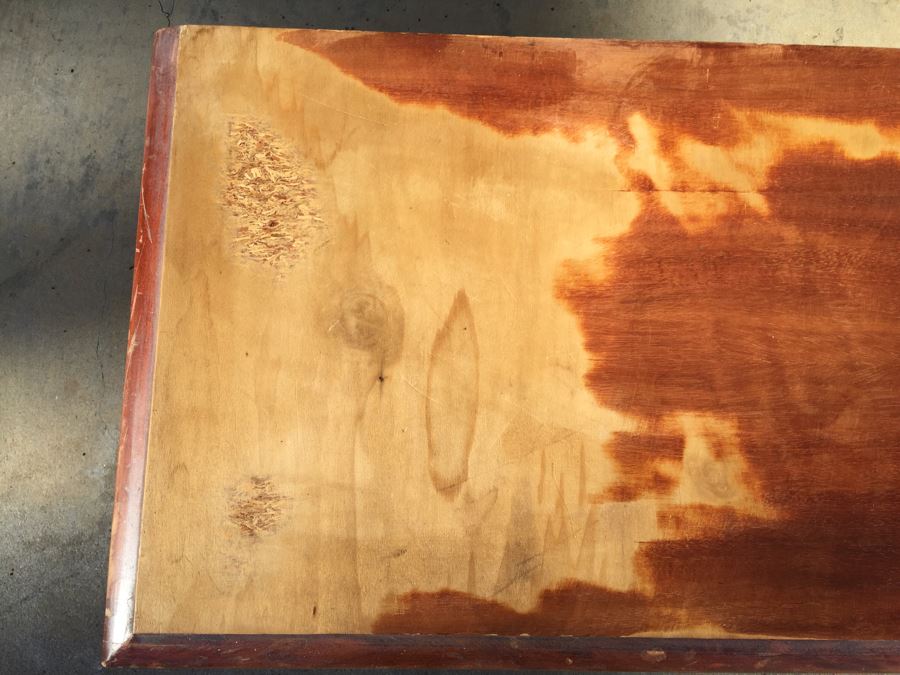 LANE Cedar Chest - Top Has Been Repaired - Great Paint Candidate [Photo 14]