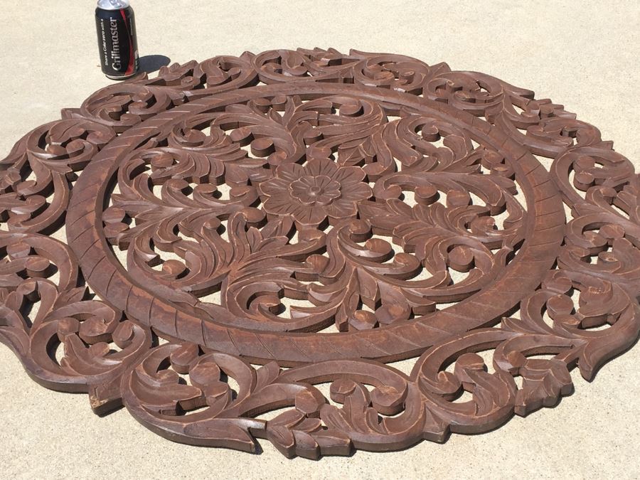 Decorative Floral Motif Wall Decor [Photo 2]