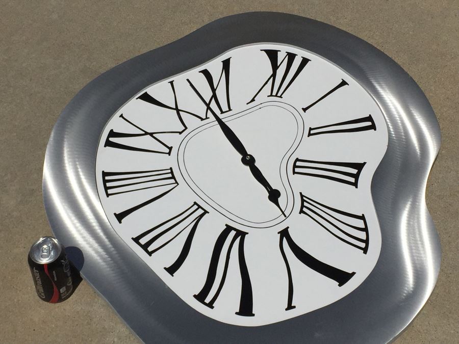 Large Surrealism Wall Clock [Photo 6]
