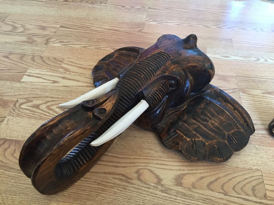 Carved Wooden Elephant's Head Wall Hanging [Photo 2]