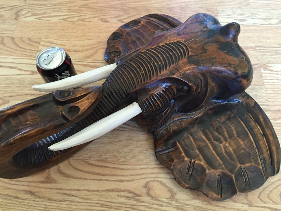 Carved Wooden Elephant's Head Wall Hanging [Photo 9]