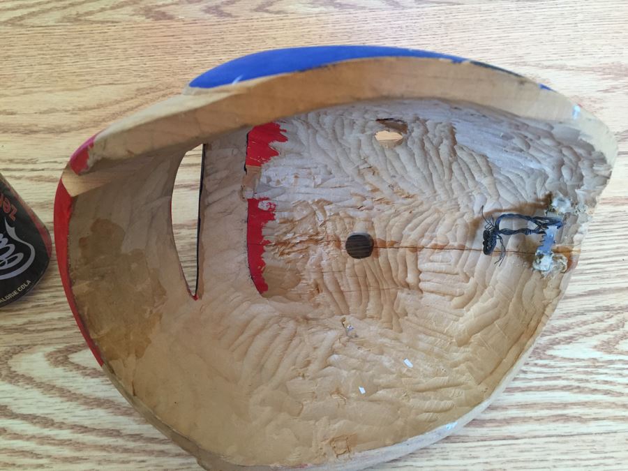 Carved Mask Appears Pacific Northwest - See Cracks And Damage In Photos [Photo 3]
