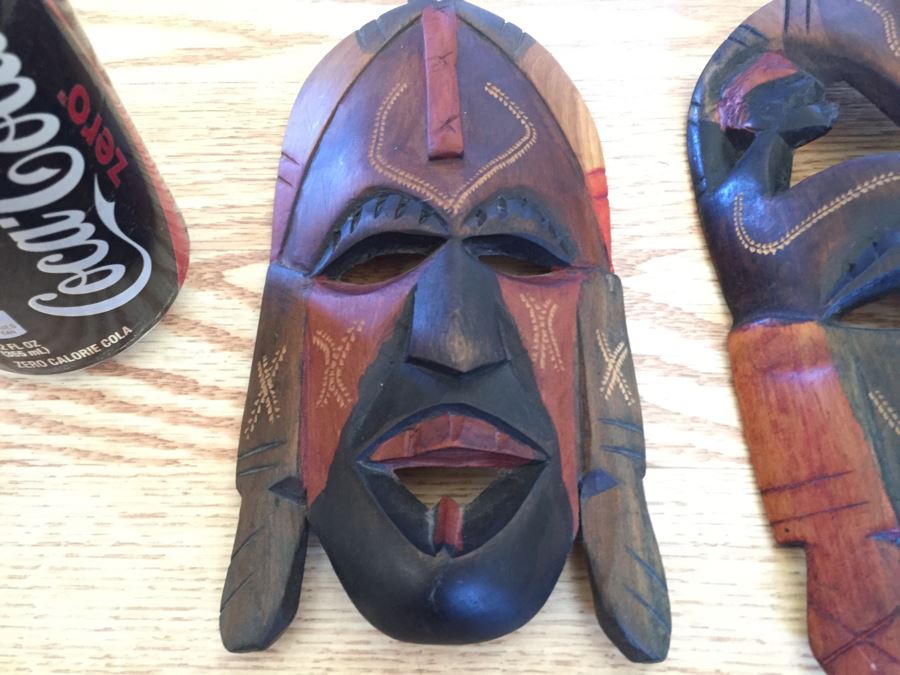 Pair Of Wooden African Masks [Photo 2]