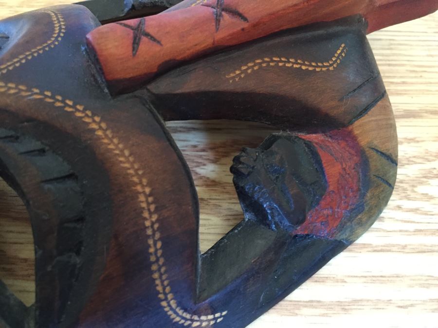 Pair Of Wooden African Masks [Photo 10]