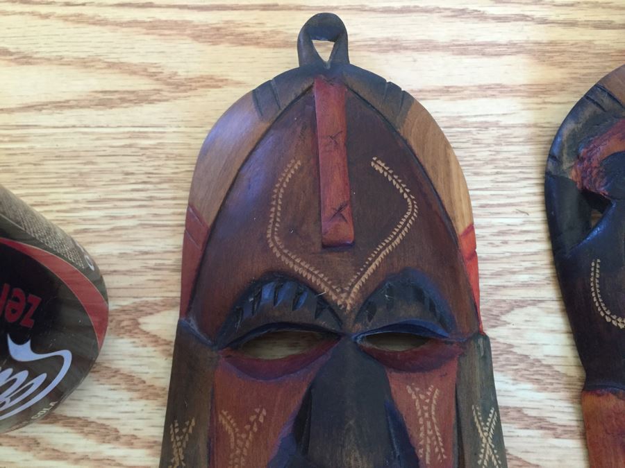 Pair Of Wooden African Masks [Photo 6]