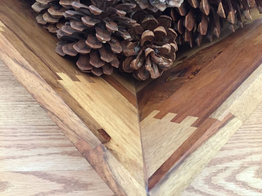 Large Finely Crafted Wooden Bowl With Pine Cones [Photo 7]