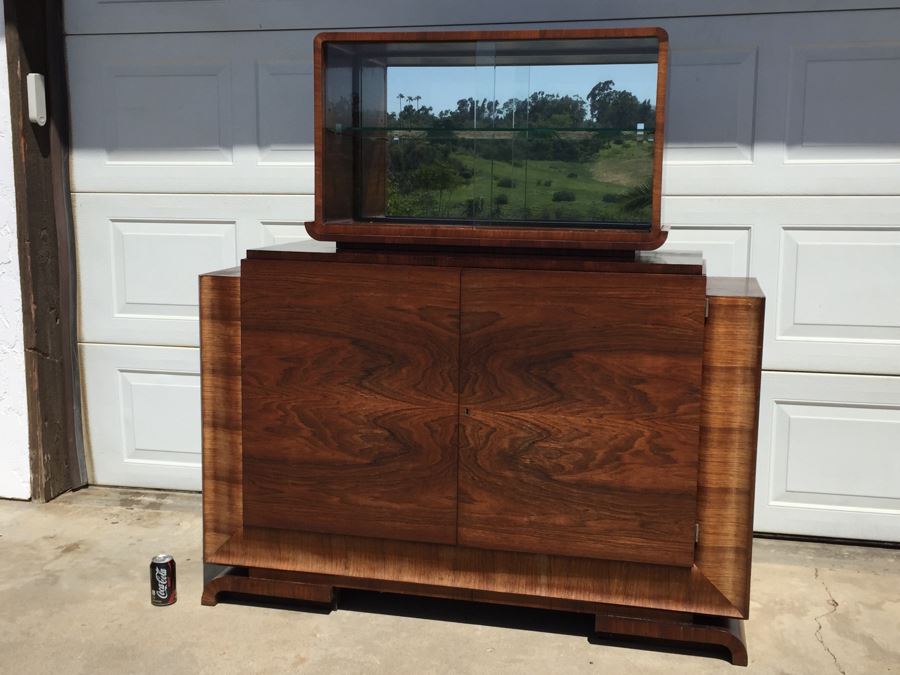 Super Cool Art Deco Hipster Bar - Must See In Person [Photo 17]