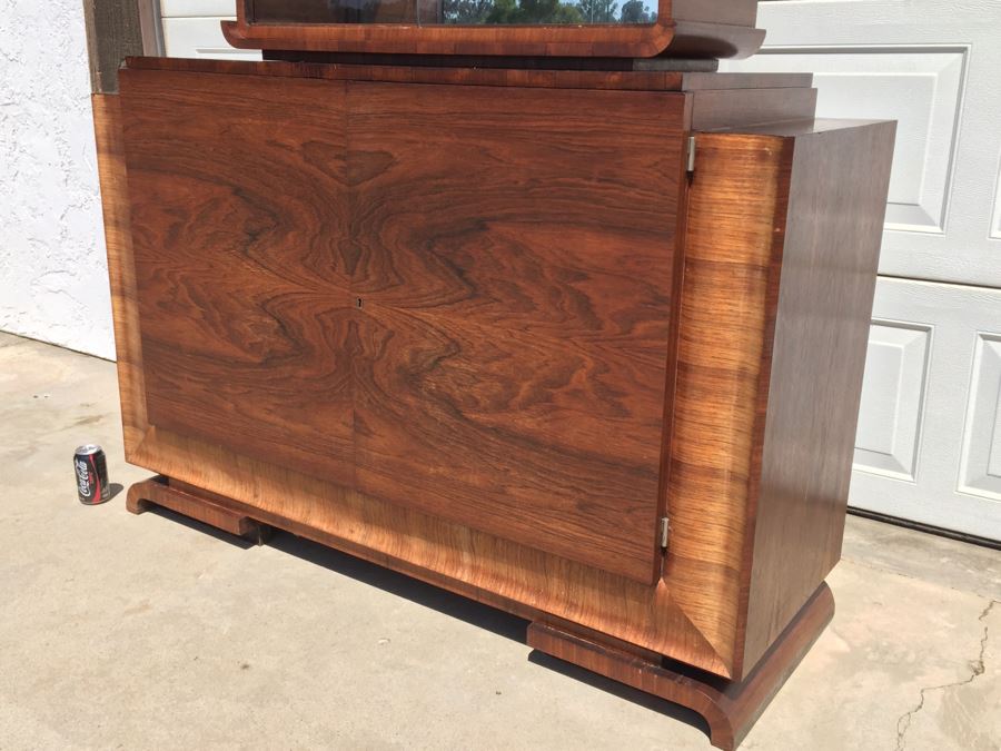 Super Cool Art Deco Hipster Bar - Must See In Person [Photo 8]