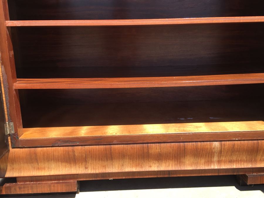 Super Cool Art Deco Hipster Bar - Must See In Person [Photo 13]